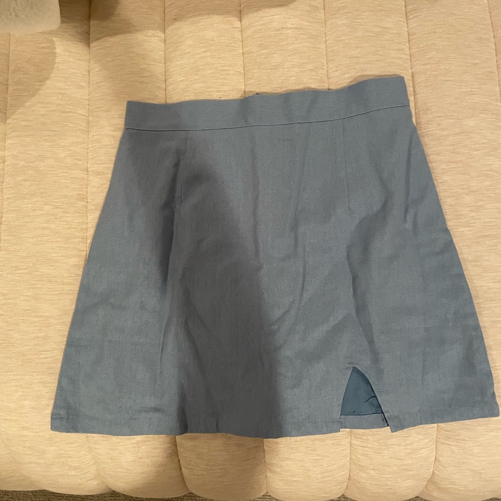 blue skirt